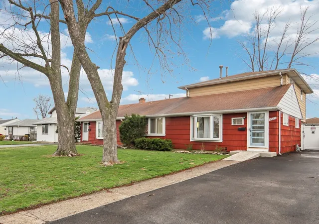 4552-w-89th-street-hometown-il-60456/hzid_ea70f949