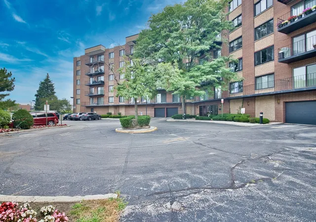 7601-lincoln-ave-502-skokie-il-60077/hzid_a1666680