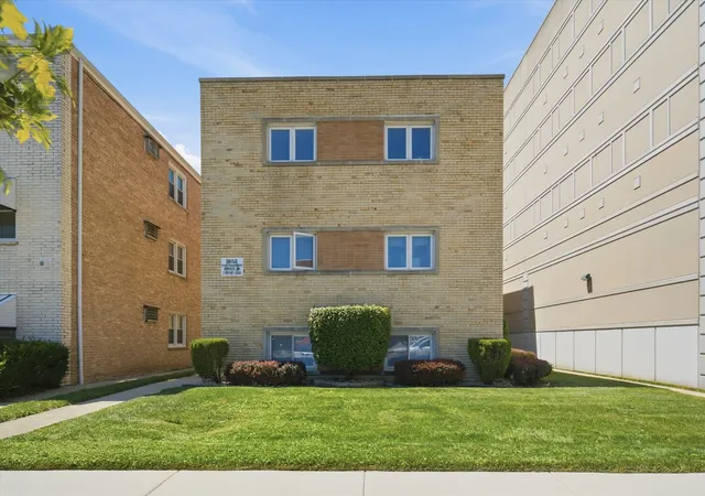 3326-grove-ave-6-berwyn-il-60402/hzid_4f84faad