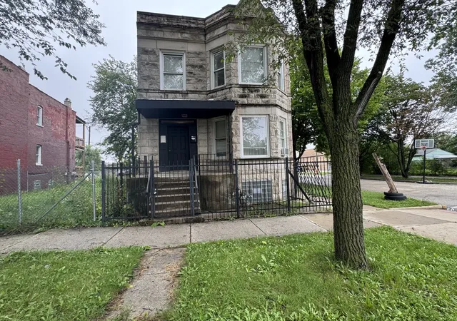 3900-w-flournoy-st-chicago-il-60624/hzid_273f7265
