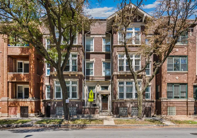 660-e-51st-street-2w-chicago-il-60615/hzid_e71e7c92