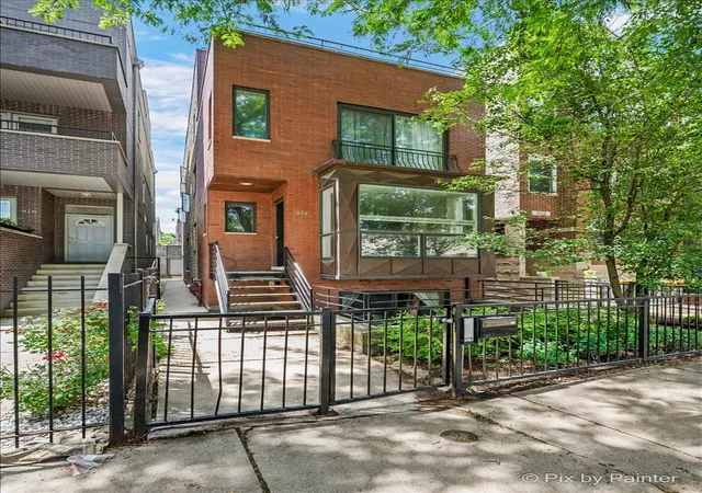 920-n-wood-st-a-chicago-il-60622/hzid_ad6c2a72