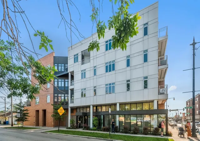 4770-n-manor-ave-304-chicago-il-60625/hzid_262fb871