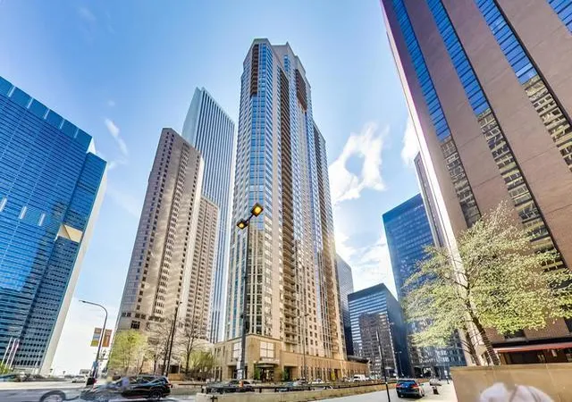 222-n-columbus-dr-3805-chicago-il-60601/hzid_f8ea433c