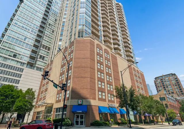 645-n-kingsbury-st-2205-chicago-il-60610/hzid_42fcca40