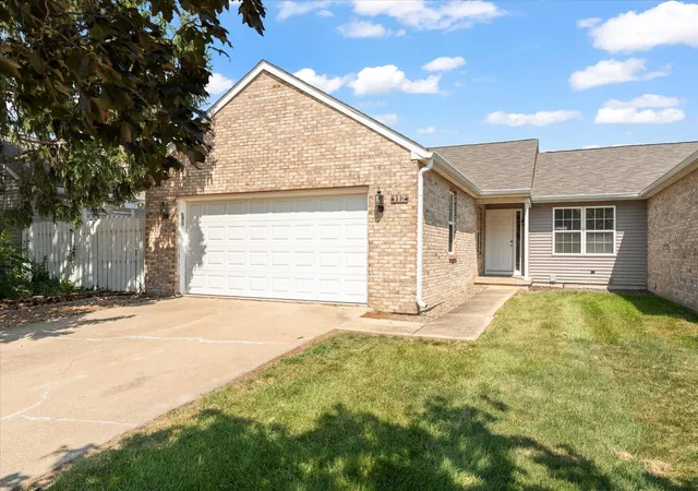 112-w-tomaras-ave-0-savoy-il-61874/hzid_1102620b