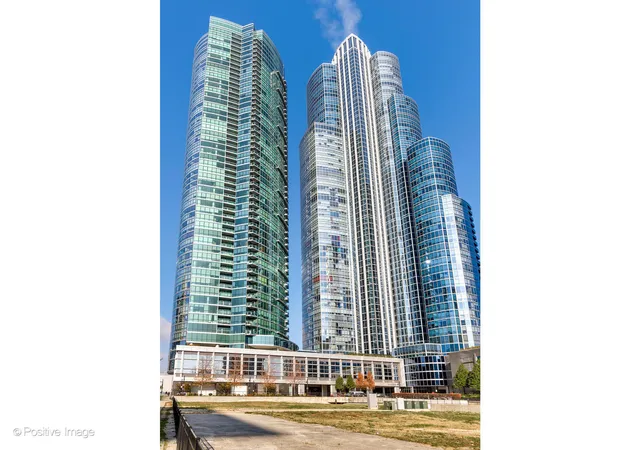 1201-s-prairie-ave-2402-chicago-il-60605/hzid_ef8fe09c
