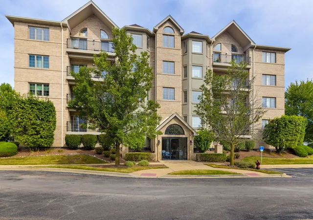 8505-woodward-ave-202-woodridge-il-60517/hzid_79575a73