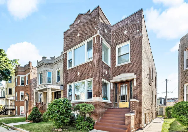 2322-n-kenneth-ave-chicago-il-60639/hzid_b57c9cec