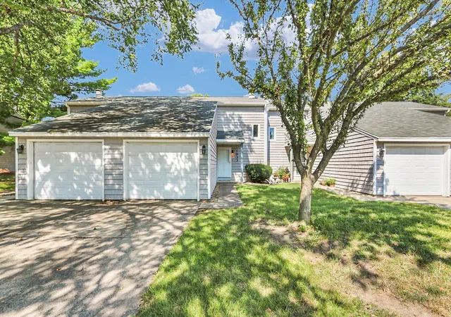 1933-blackthorn-dr-0-champaign-il-61821/hzid_2531d6f2