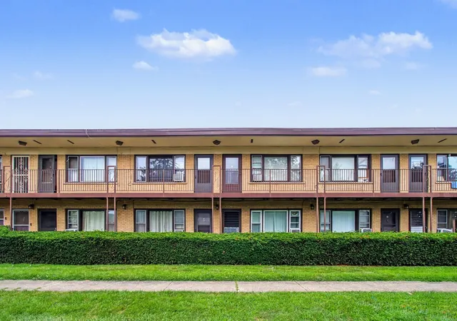 34-king-arthur-ct-15-northlake-il-60164/hzid_360e35d5