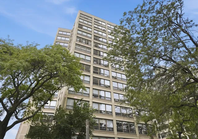 5050-s-e-end-ave-1e-chicago-il-60615/hzid_efde33ec