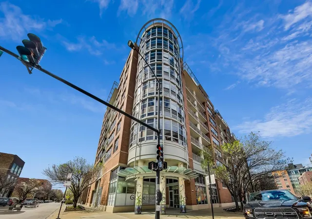 1200-w-monroe-st-502-chicago-il-60607/hzid_0a9b05c8