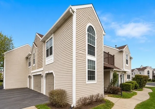 634-le-parc-cir-634-buffalo-grove-il-60089/hzid_629dfe5c