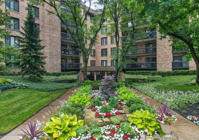 1831-e-mission-hills-rd-106-northbrook-il-60062/hzid_088ec604