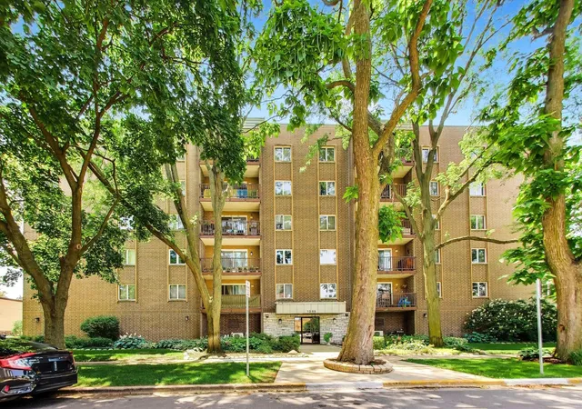 1365-ashland-ave-501-des-plaines-il-60016/hzid_5f75cce5