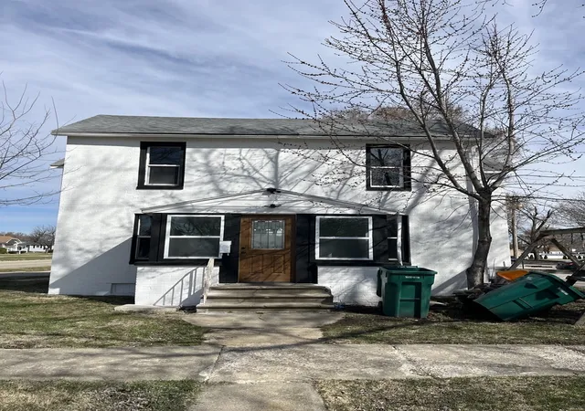 102-e-stanton-st-streator-il-61364/hzid_63cfc7f7