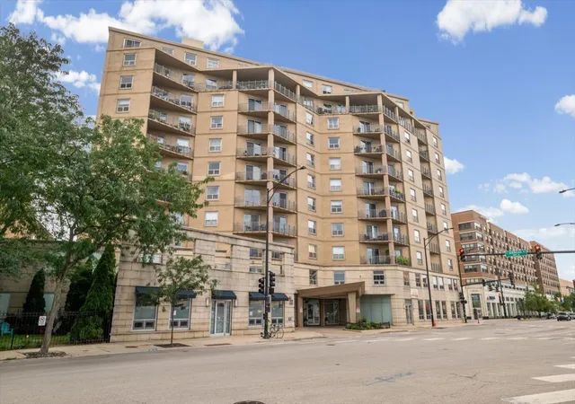 4350-n-broadway-st-1001-chicago-il-60613/hzid_9dd4e10e