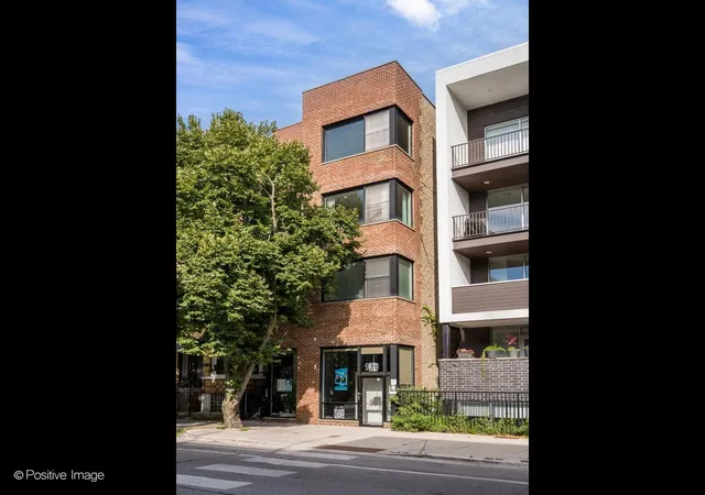 929-n-damen-ave-2-chicago-il-60622/hzid_7461e3aa