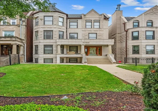 4512-s-greenwood-ave-3-chicago-il-60653/hzid_8ca6b832