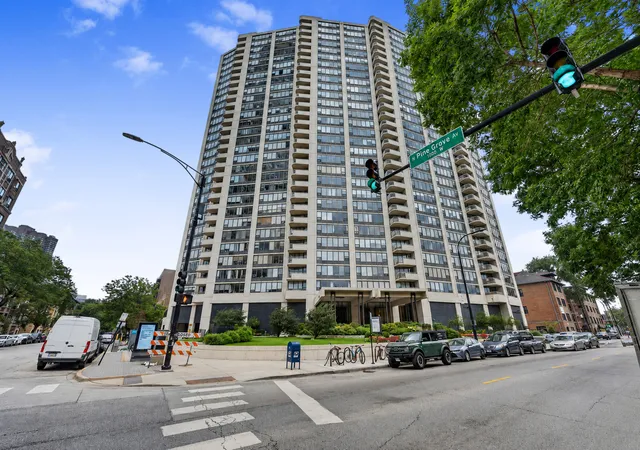 3930-n-pine-grv-ave-1810-chicago-il-60613/hzid_ab0a3a11