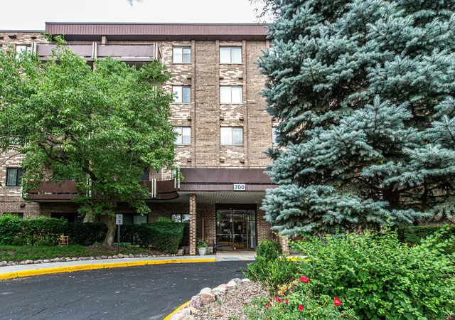 700-wellington-ave-409-elk-grove-village-il-60007/hzid_2538d468
