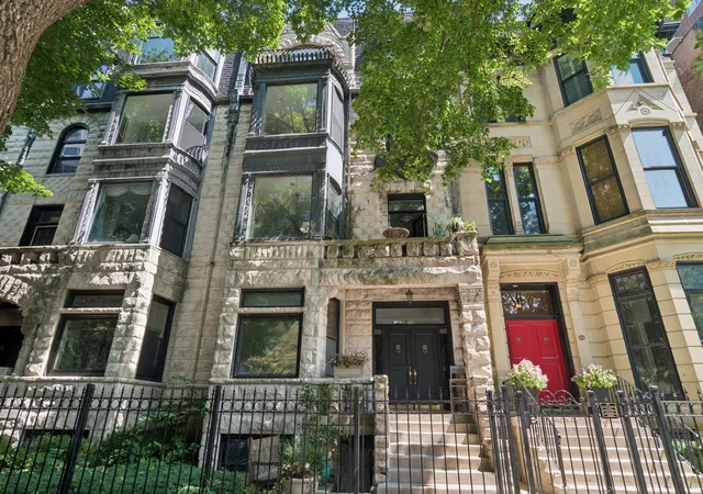1329-n-dearborn-st-3-chicago-il-60610/hzid_8f3a158b