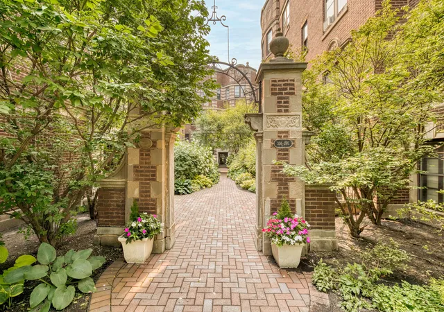 356-ridge-ave-6-3-evanston-il-60202/hzid_67446ec7