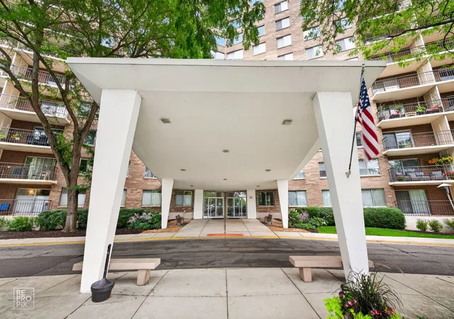 7141-n-kedzie-ave-910-chicago-il-60645/hzid_a587ad1f