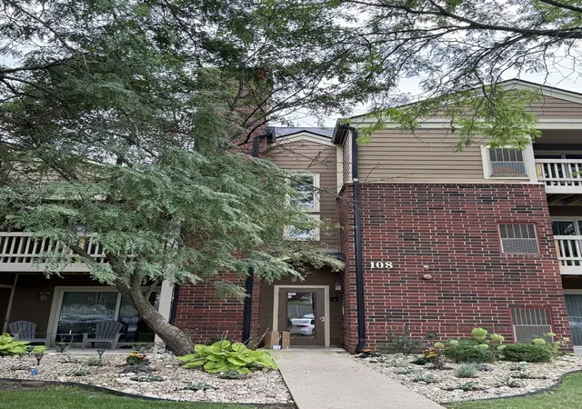 108-glengarry-dr-304-bloomingdale-il-60108/hzid_b8c1c183