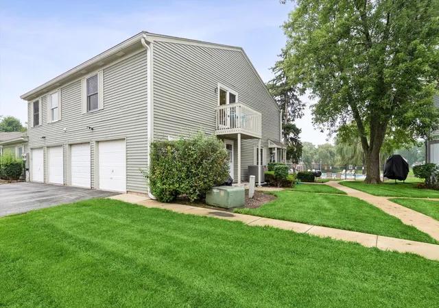 1105-mount-vernon-ct-a-wheaton-il-60189/hzid_95383c27