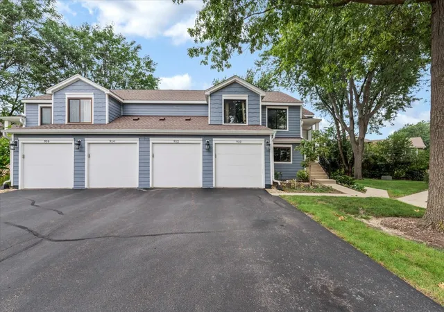 912-manchester-cir-schaumburg-il-60193/hzid_738c3327