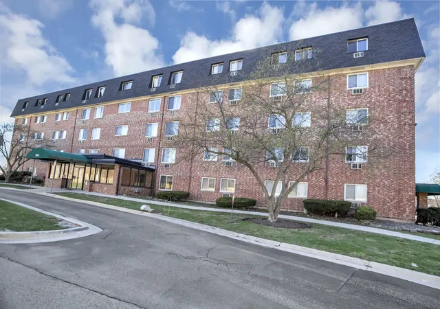 5011-valley-ln-501-streamwood-il-60107/hzid_39cd1227
