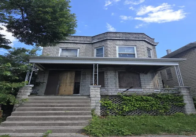 7137-s-carpenter-st-chicago-il-60621/hzid_1094eba1
