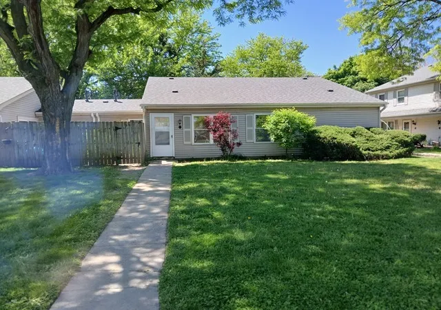 12-fernwood-dr-o-bolingbrook-il-60440/hzid_c8a24370