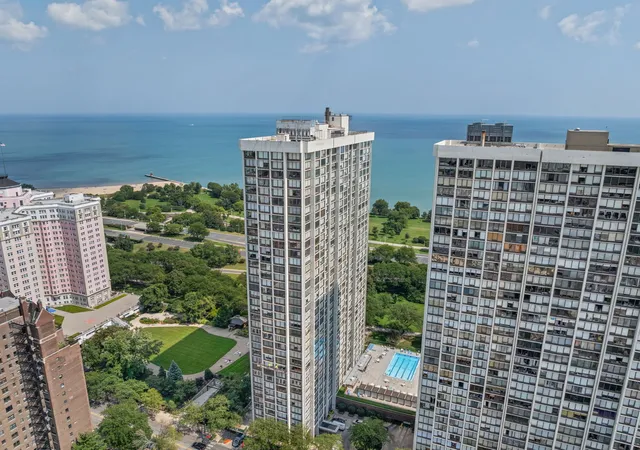 5455-n-sheridan-rd-408-chicago-il-60640/hzid_9dce57b5