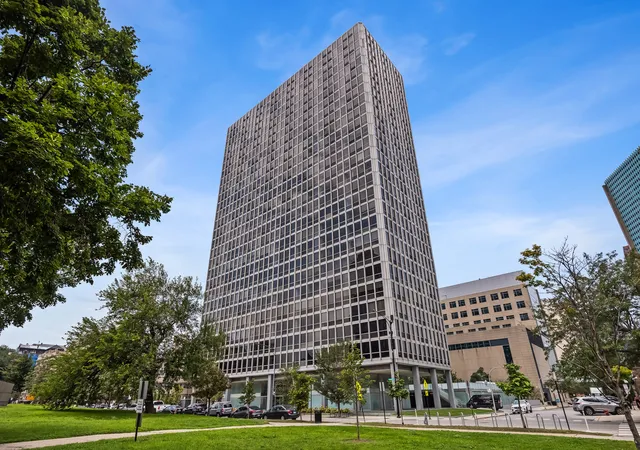 330-w-diversey-pkwy-705-chicago-il-60657/hzid_a2f2ab5e