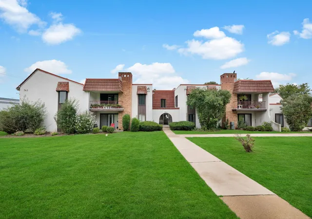 743-e-fullerton-ave-112-glendale-heights-il-60139/hzid_b4831613