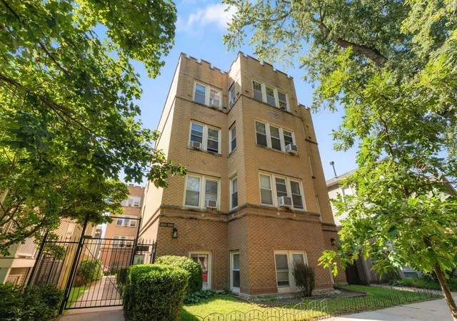 5060-n-claremont-ave-3e-chicago-il-60625/hzid_e727a88e