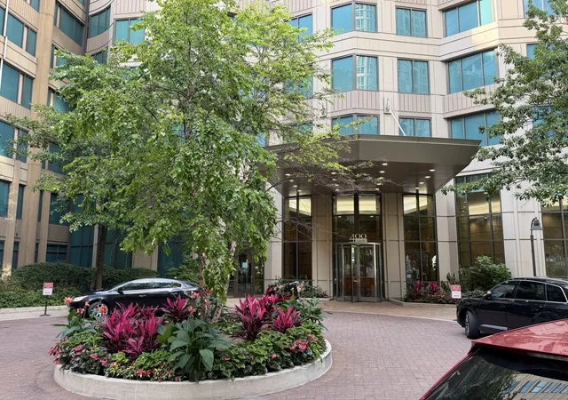 400-n-la-salle-dr-1103-chicago-il-60654/hzid_e36df886