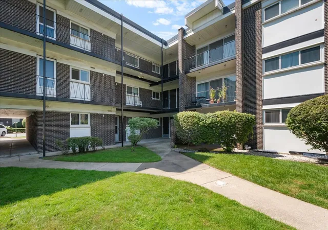 10101-cherry-pkwy-m8-skokie-il-60076/hzid_69ce8a69