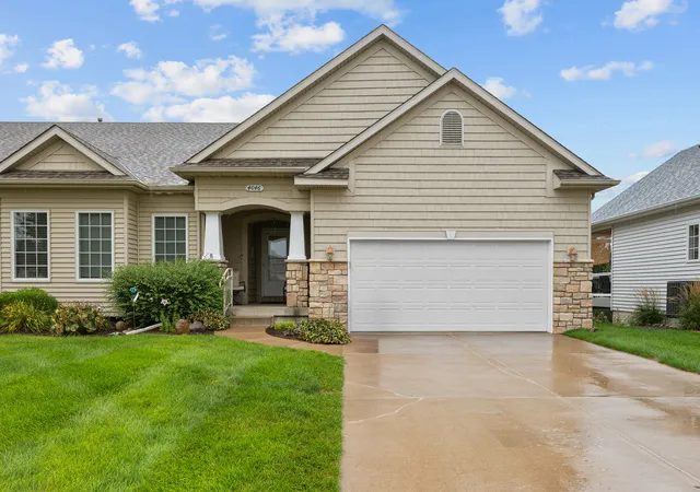 4046-charles-ct-0-bettendorf-ia-52722/hzid_2685cad1