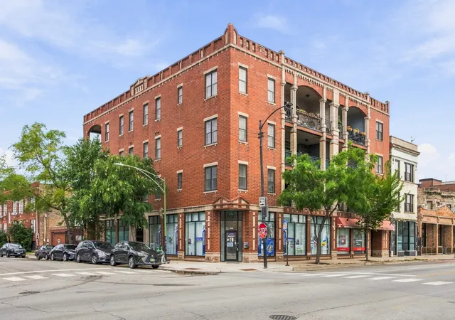 803-n-campbell-ave-1a-chicago-il-60622/hzid_8025ce11