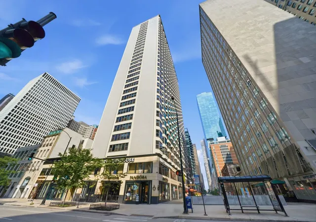 535-n-michigan-ave-2305-chicago-il-60611/hzid_bceeac83