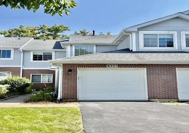 8225-ripple-ridge-dr-8225-darien-il-60561/hzid_92526f29