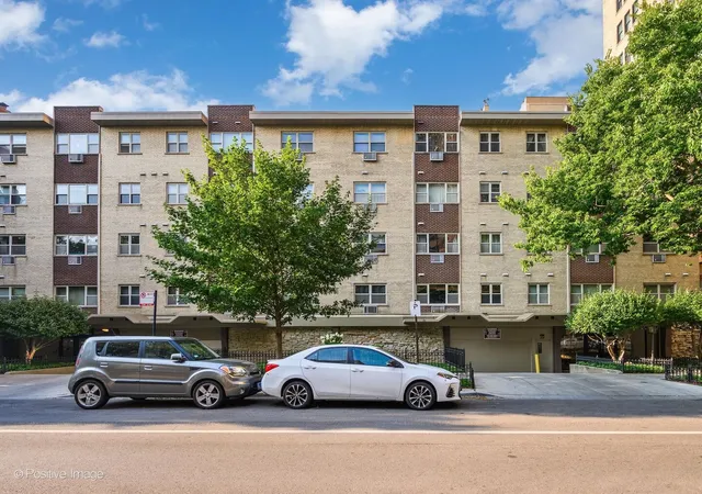 420-w-aldine-ave-225-chicago-il-60657/hzid_e9ecaef1