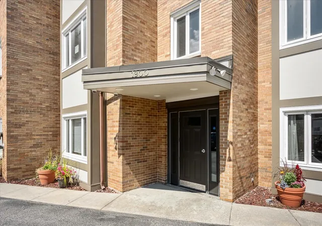 1900-wilmette-ave-2f-wilmette-il-60091/hzid_99eff0a8