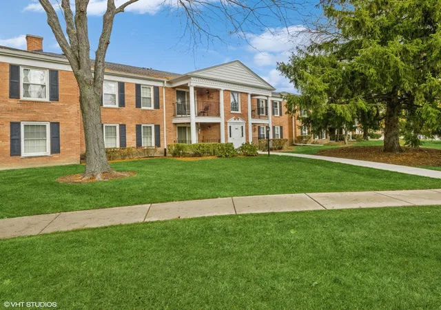 550-shorely-dr-104-barrington-il-60010/hzid_b2f07407