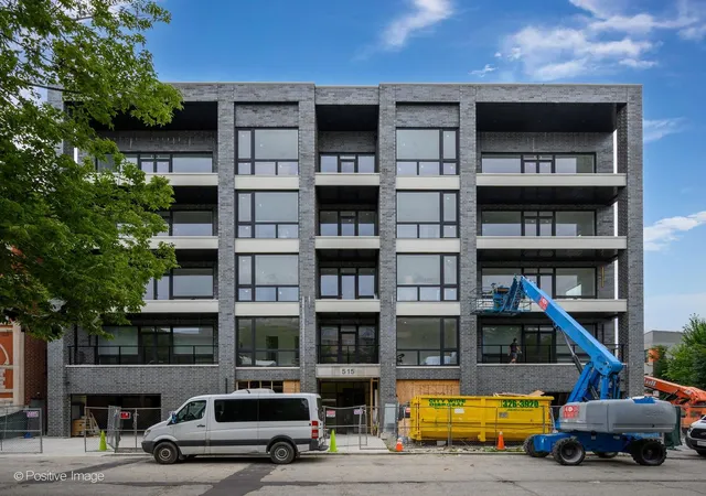 515-w-elm-st-201-chicago-il-60610/hzid_d6099e79