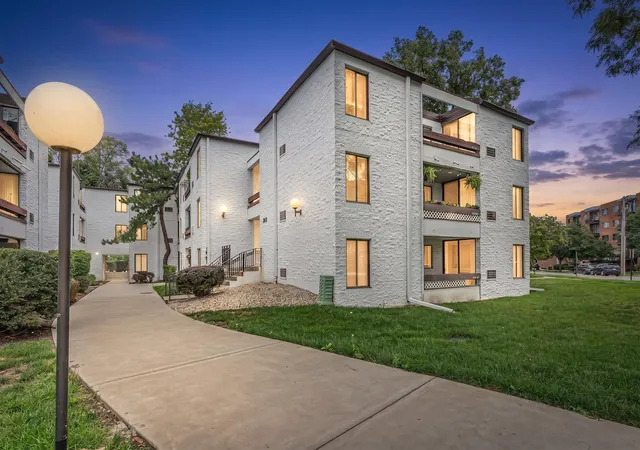 322-w-miner-st-1c-arlington-heights-il-60005/hzid_b053b868